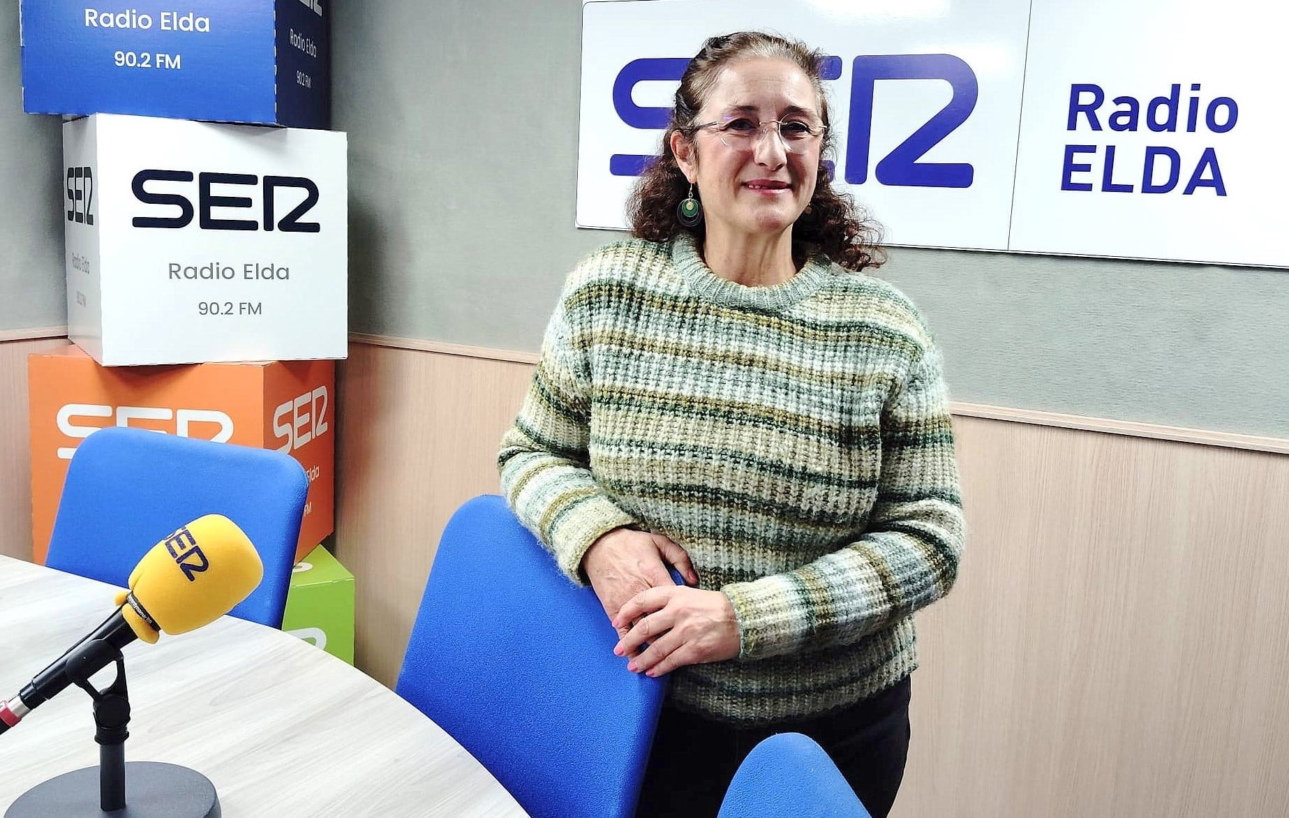 Lola Vélez, en Radio Elda Cadena SER.