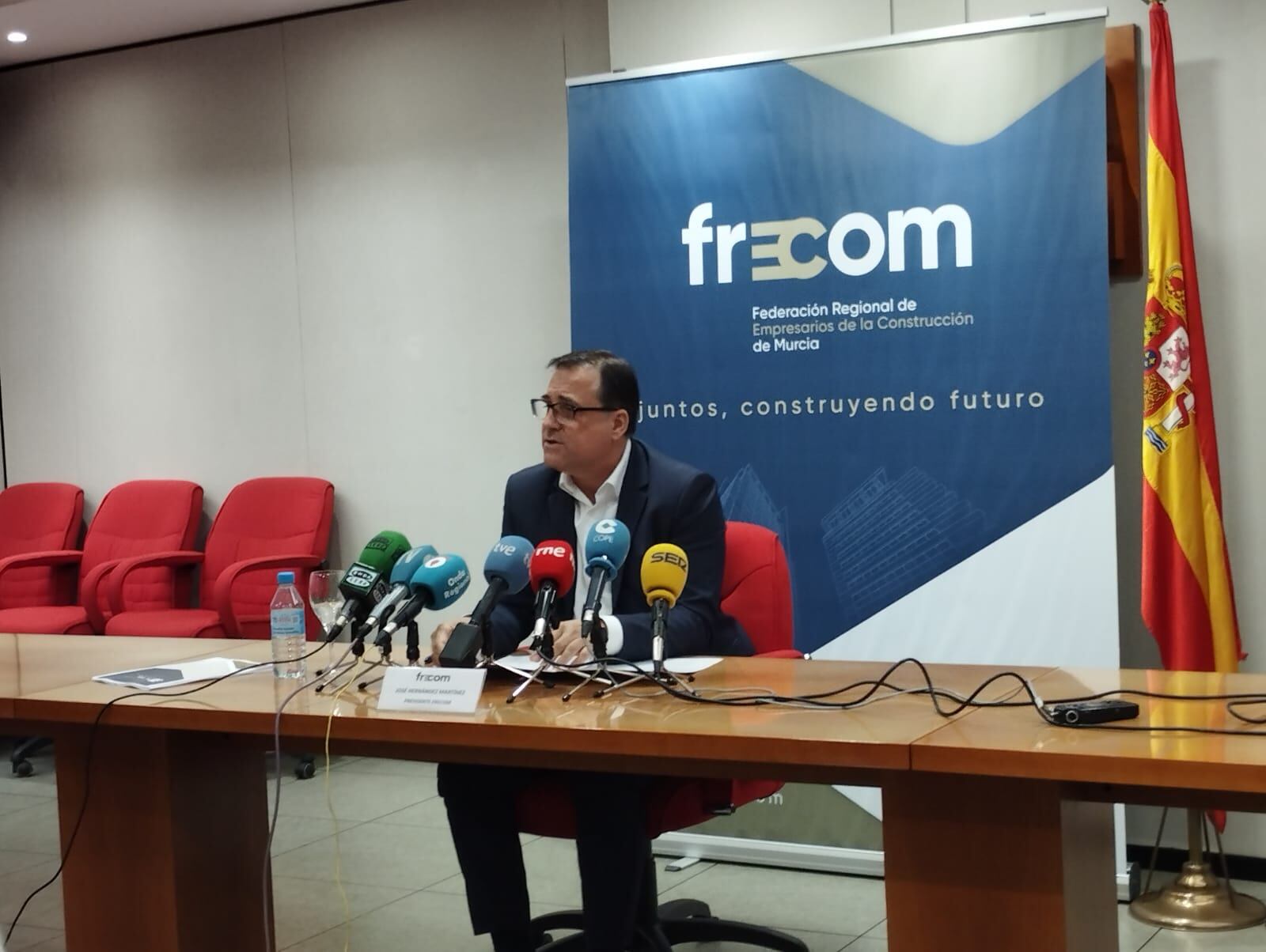 José Hernández, presidente de FRECOM, este miércoles en rueda de prensa