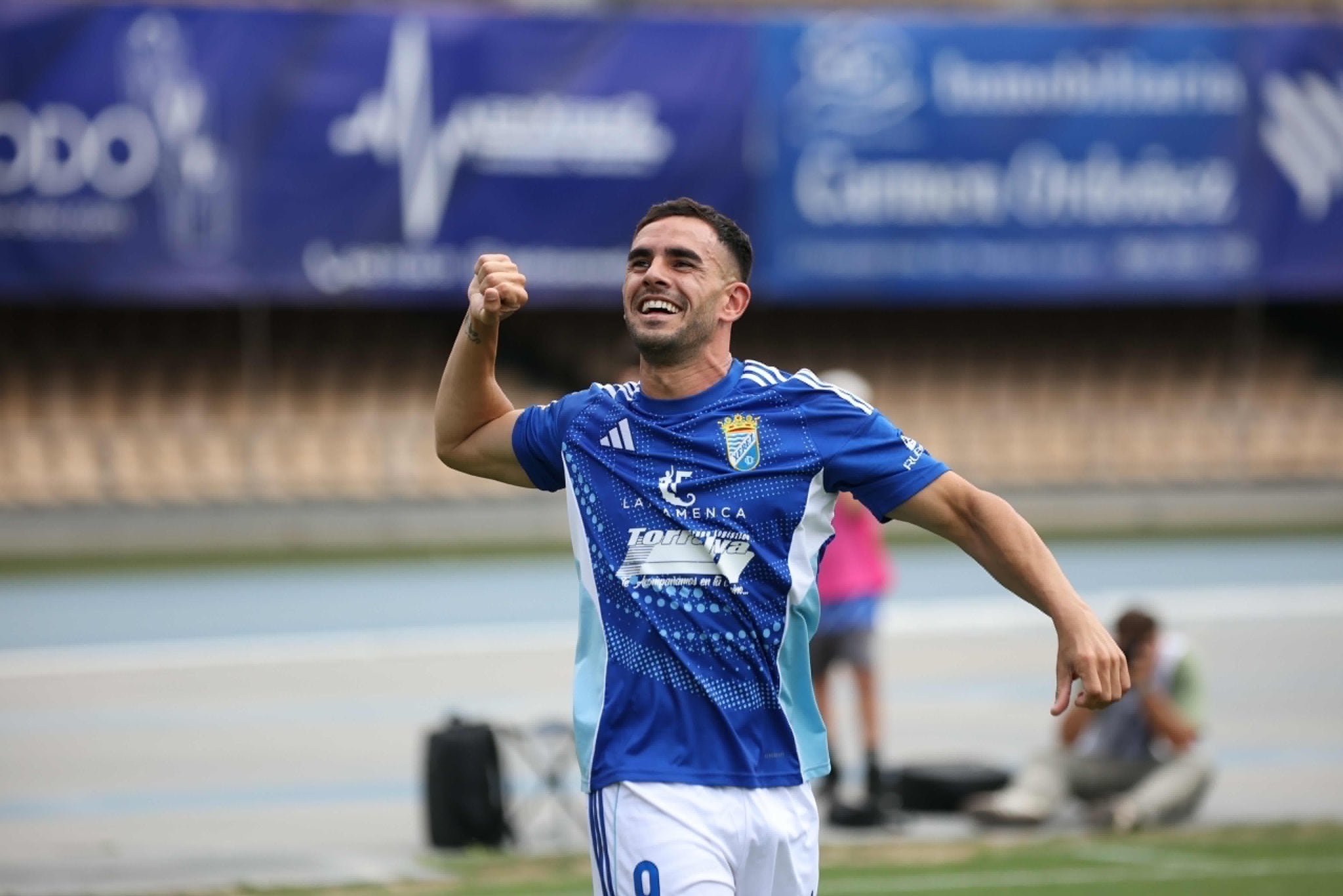 Nané celebra el gol en Chapín ante el UCAM Murcia