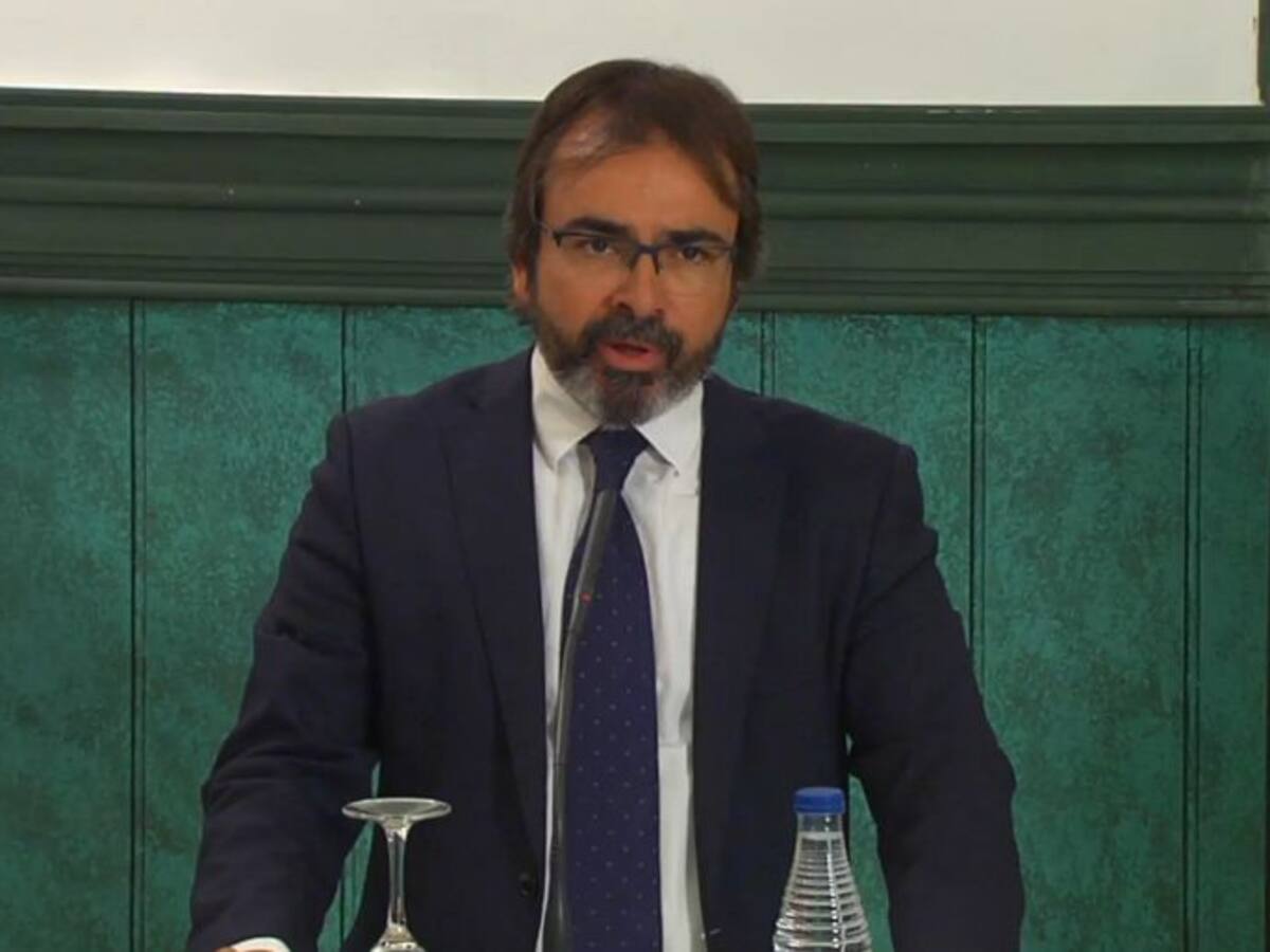 Rivera no baraja que haya más implicados en el caso de los carnés de transporte