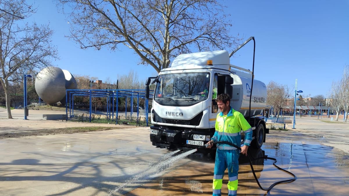 Leganés arranca un plan intensivo de limpieza que llegará a todos los barrios