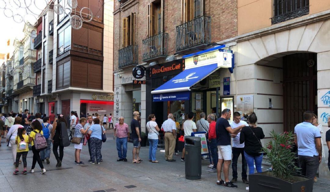 La Administración de Loterías Nº3 en la calle Mayor de Palencia