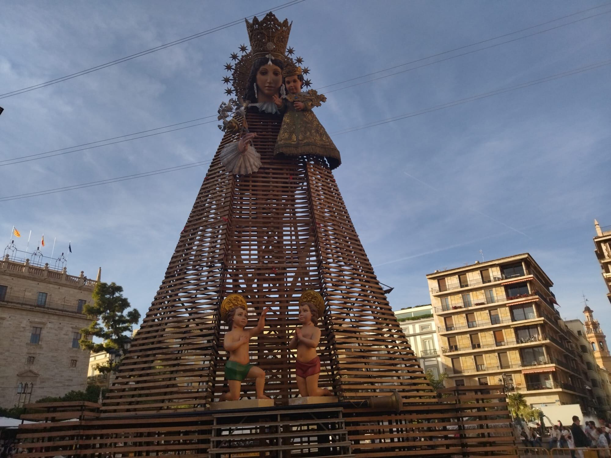 Cadafal para la Ofrenda fallera a la Virgen de los Desamparados