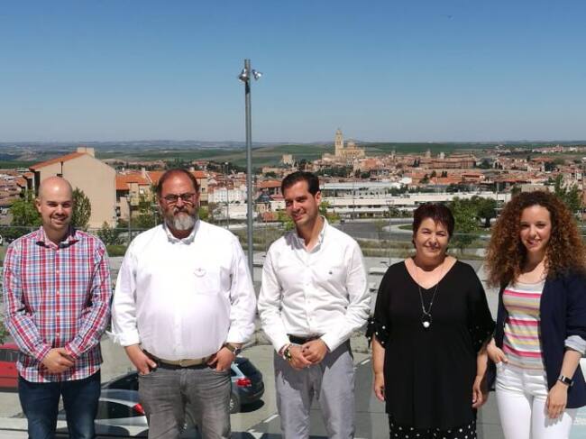 Los candidatos a la alcaldía de Segovia en la Terraza de la Biblioteca Pública