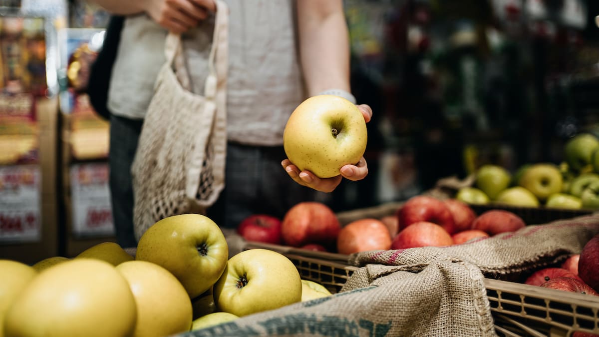 Najat El Hachmi: "La estafa cotidiana"