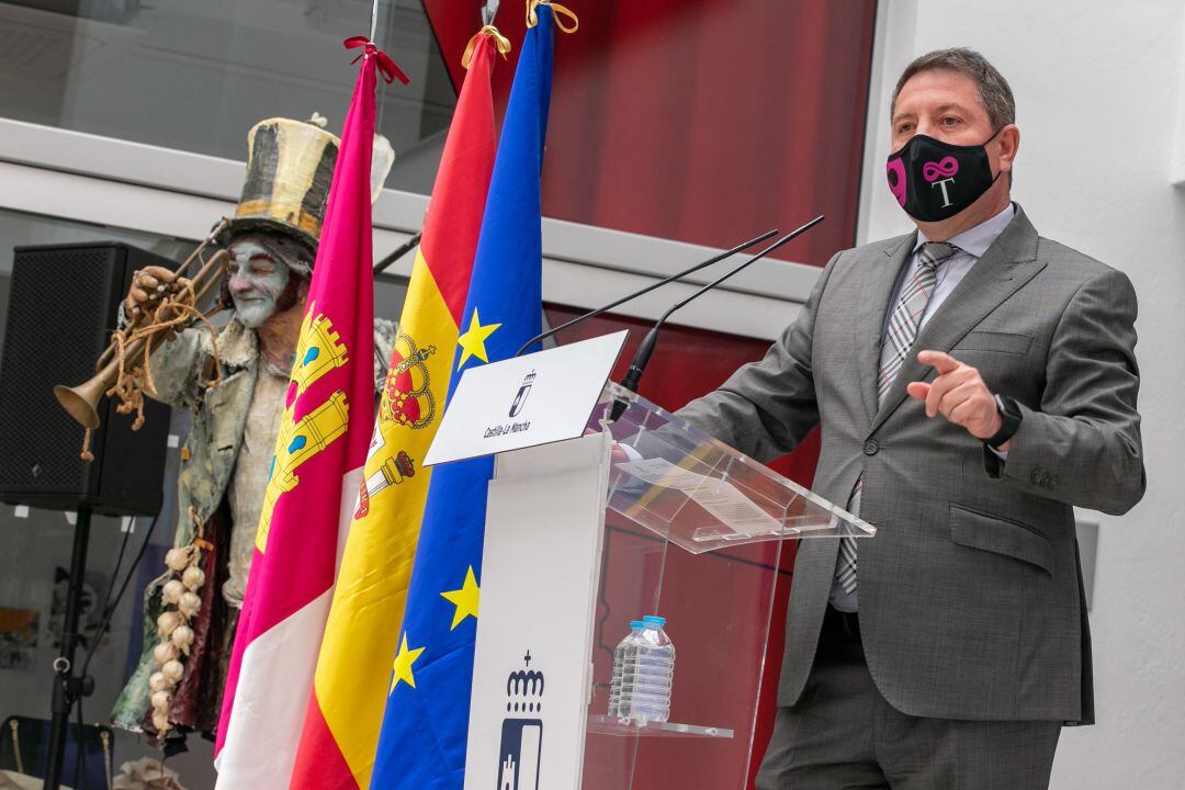 Emiliano García Page inaugura el Centro de Interpretación del Patrimonio Local y del Carnaval de Tarazona de la Mancha