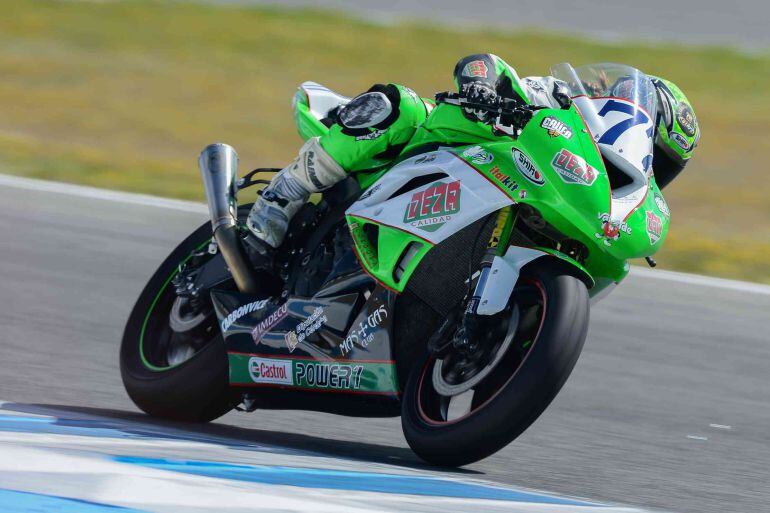 Andrea Sibaja rodando en Jerez.