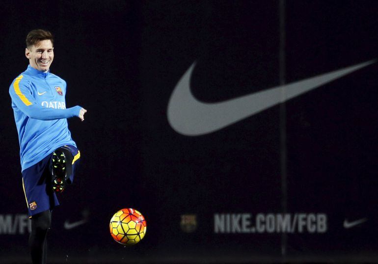 Lionel Messi en el entrenamiento previo al partido ante el Real Madrid