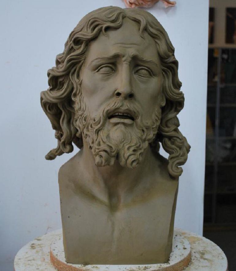 Boceto en barro del nuevo Nazareno para la agrupación parroquial de San Jerónimo