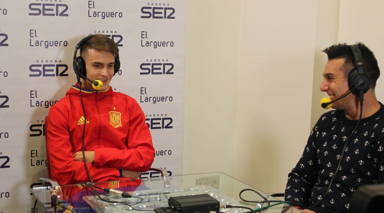 Denis Suárez y Gustavo López durante la entrevista en El Larguero 