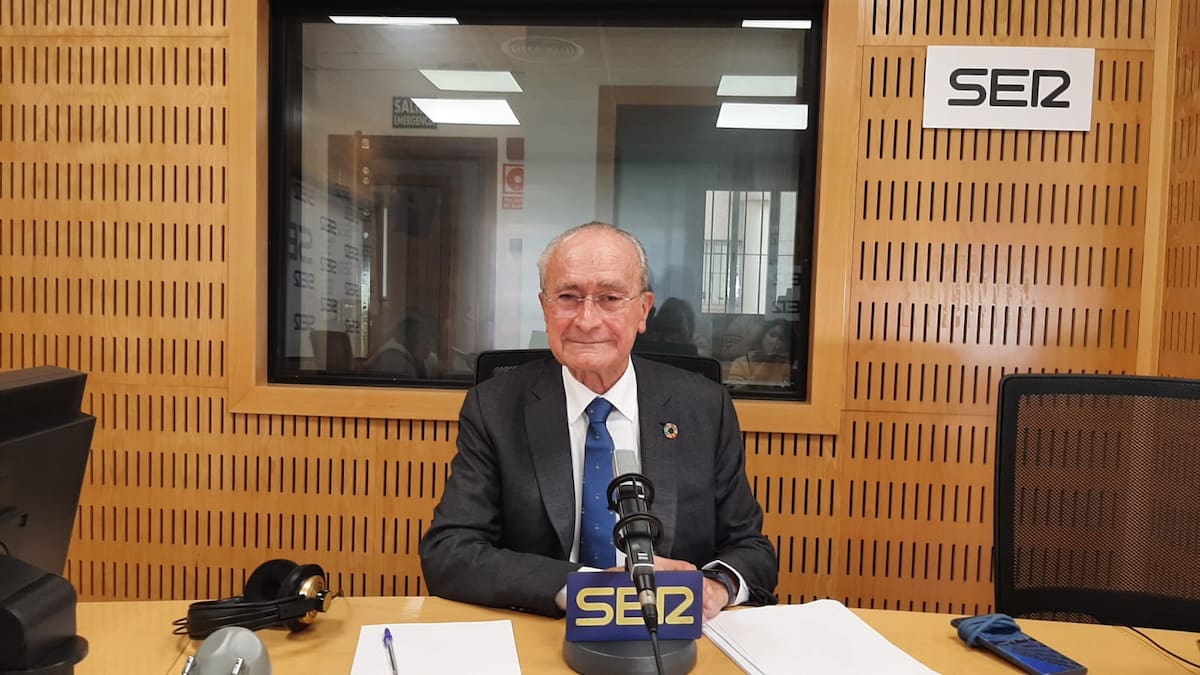 El alcalde de Málaga responde a los oyentes de la SER
