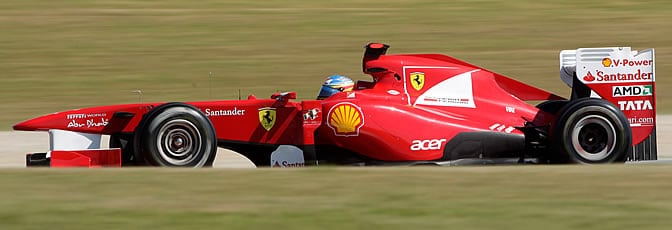 Fernando Alonso rueda en Montmeló