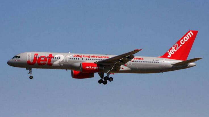 Las aerolíneas dicen que se ha dado "la puntilla" a la temporada turística en zonas como Ibiza