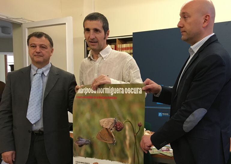 Imagen tomada en la rueda de prensa de balance del programa de conservación de la mariposa hormiguera oscura