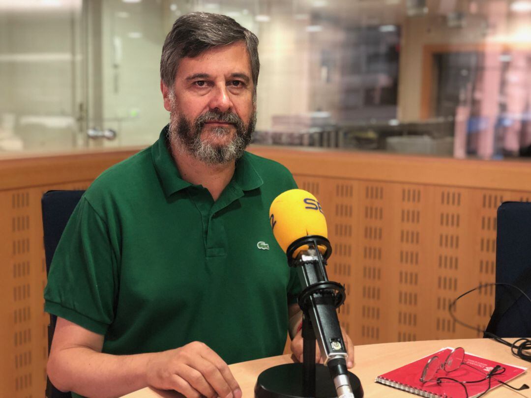 Jordi Frau a l&#039;estudi de Ràdio Girona