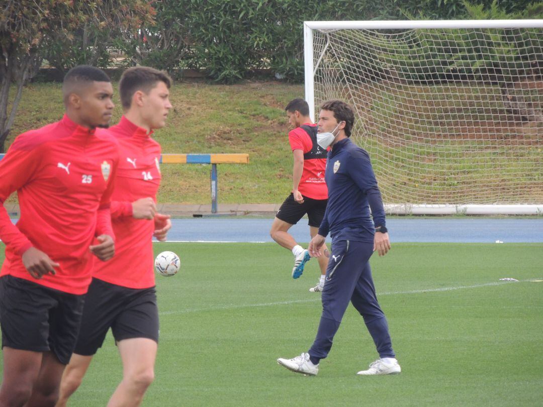 Rubi en el entrenamiento este martes en el campo Anexo. 