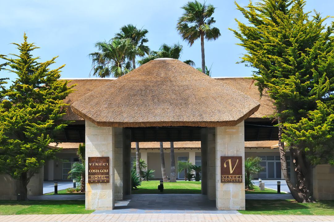 Entrada del Vincci Costa Golf, en Chiclana