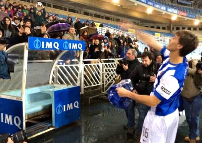 Canales el día de su presentación como jugador de la Real.