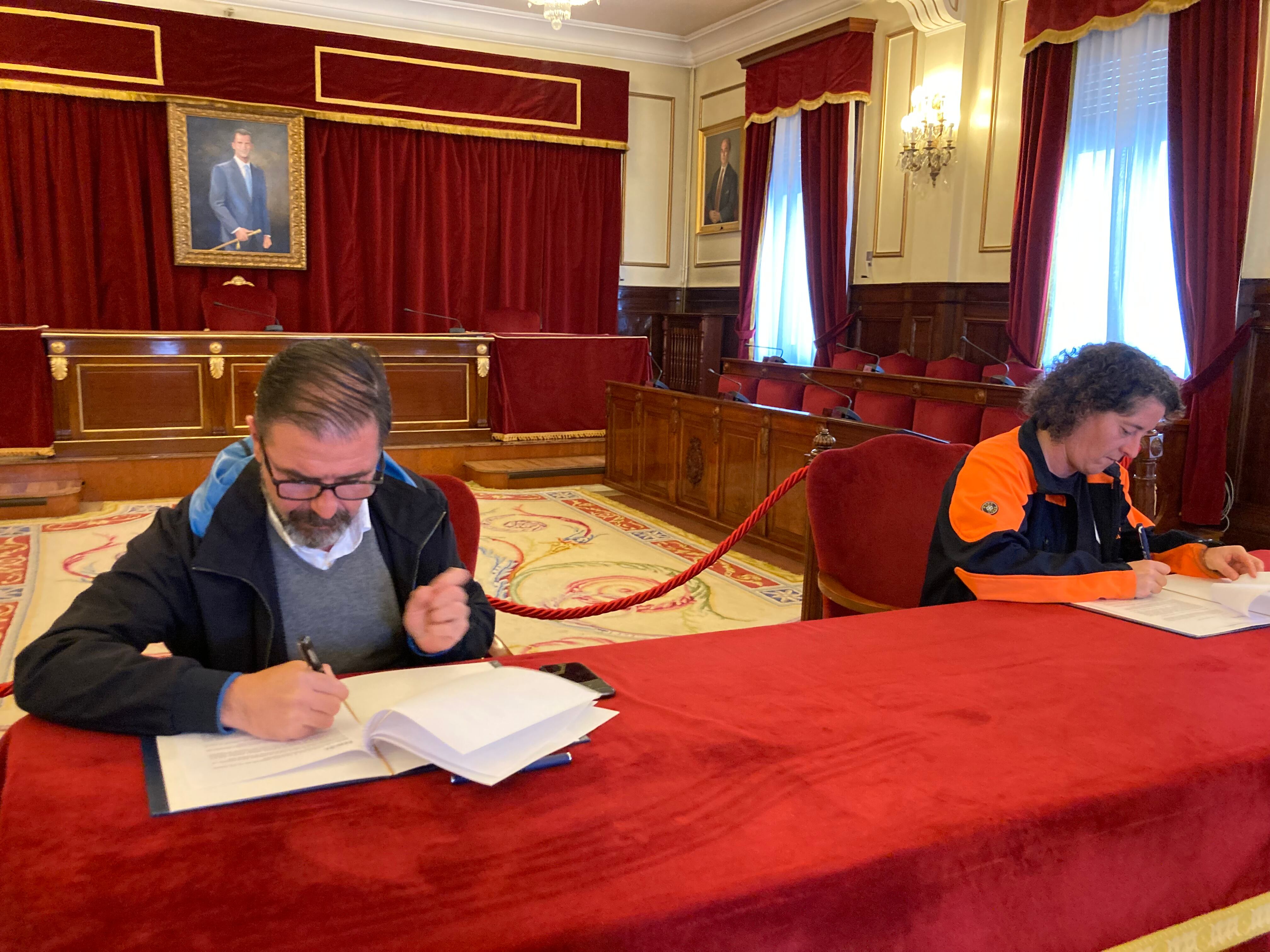 Mato ha firmado este lunes un convenio en la casa consistorial