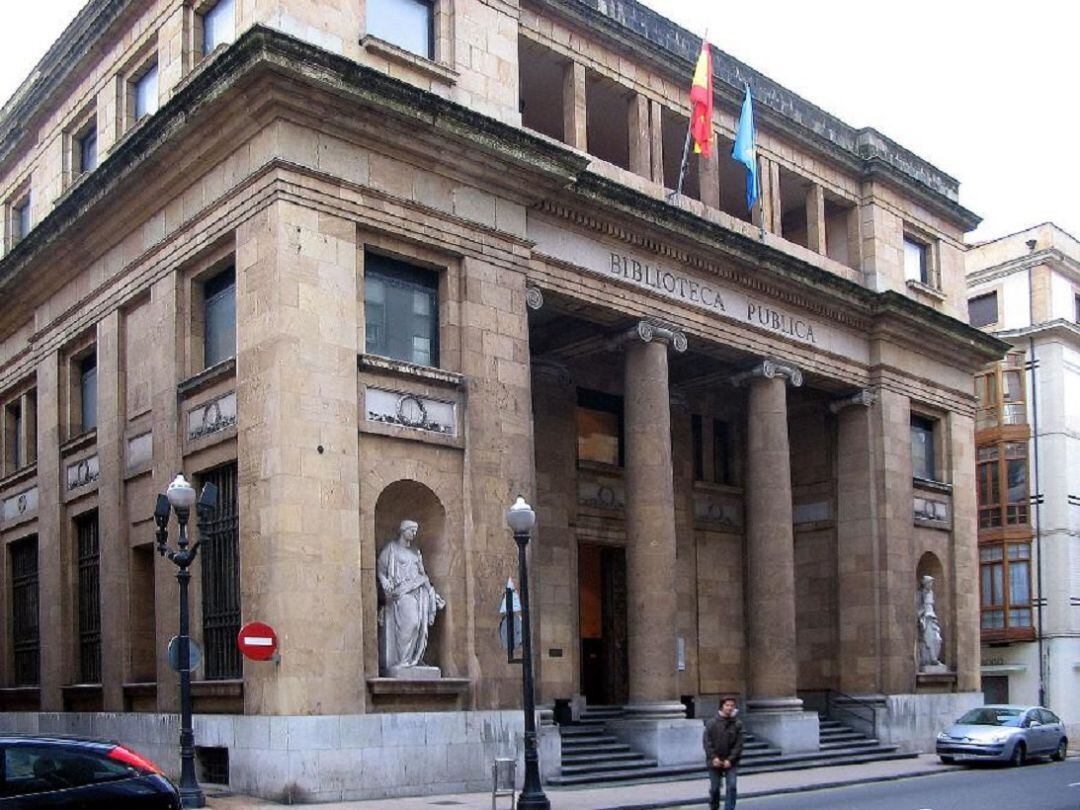 Biblioteca Jovellanos que reabre al público.