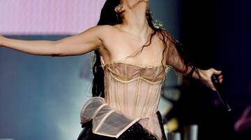 Rosalía dedica su premio en LOS40 Music Awards a las víctimas de la DANA: "No estáis solos"