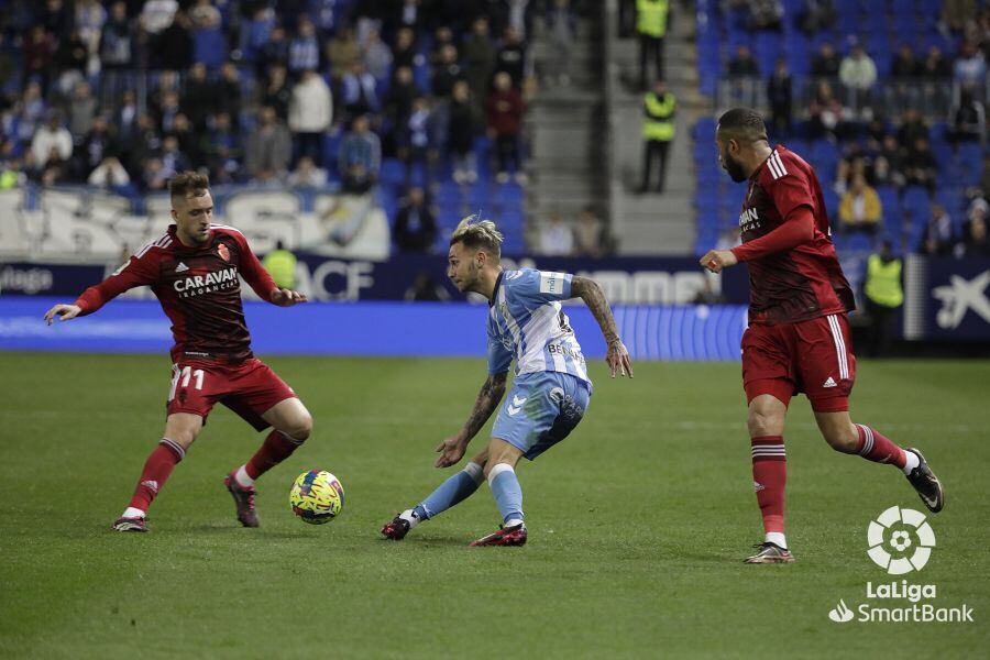 El centrocampista del Málaga Fran Villalba en el partido ante el Zaragoza