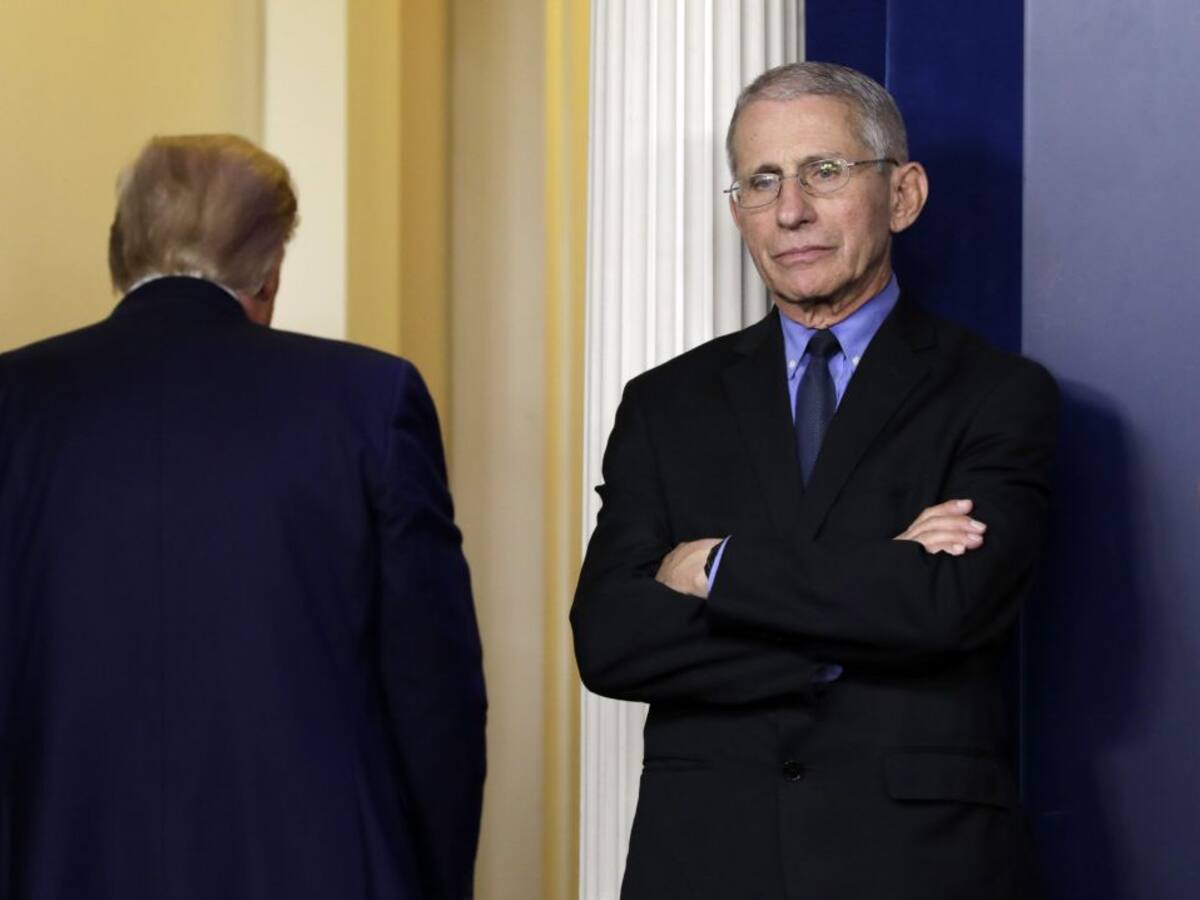 Los casos de coronavirus en EEUU podrían contarse por millones, según el experto de la Casa Blanca