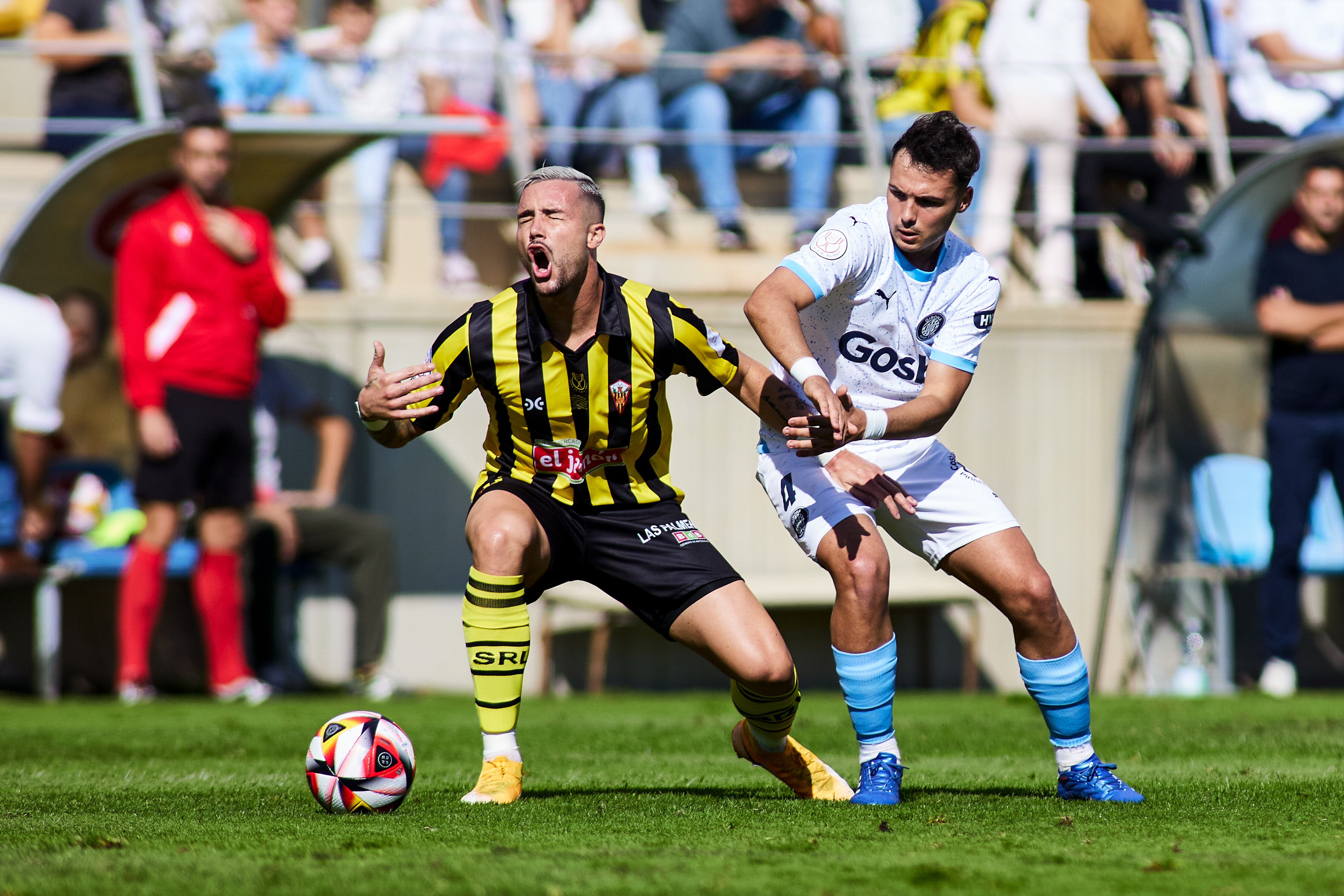 Kevin Bautista, del San Roque de Lepe, durante el partido de Copa del Rey contra el Girona FC