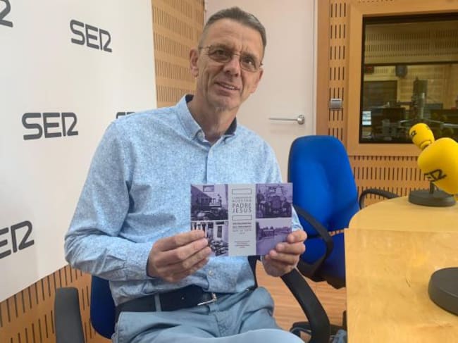 Klaus Schriewer, profesor de Antropología de la Universidad de Murcia (UMU), en los estudios de Radio Murcia para participar en el programa Hoy por hoy.