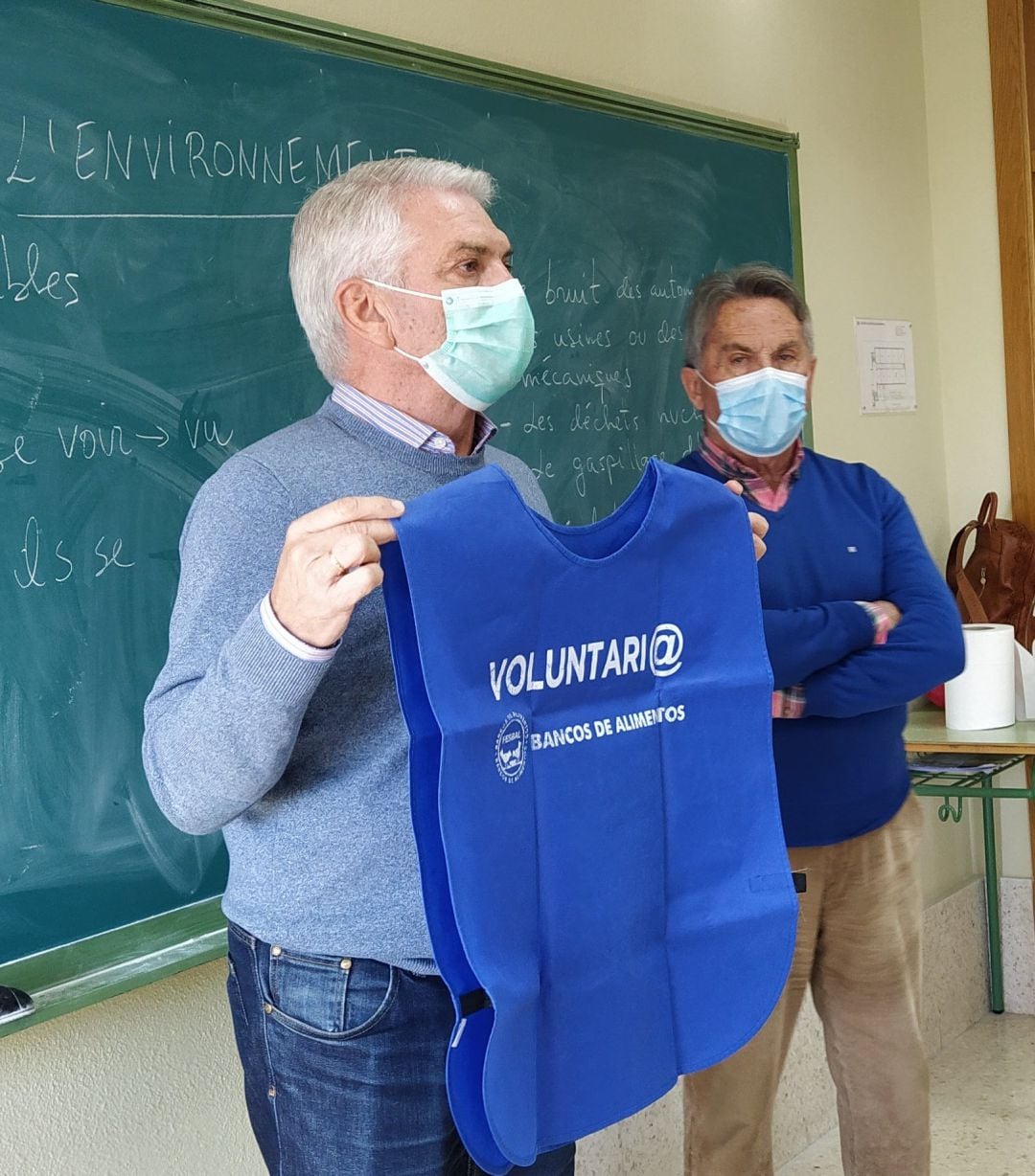 Iván Martínez en una reunión con voluntarios