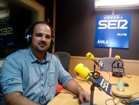 Felipe Nebreda en los estudios dse Ser Ávila. Foto de Archivo