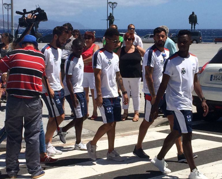 El plantel blanquiazul visitó a la patrona de Canarias