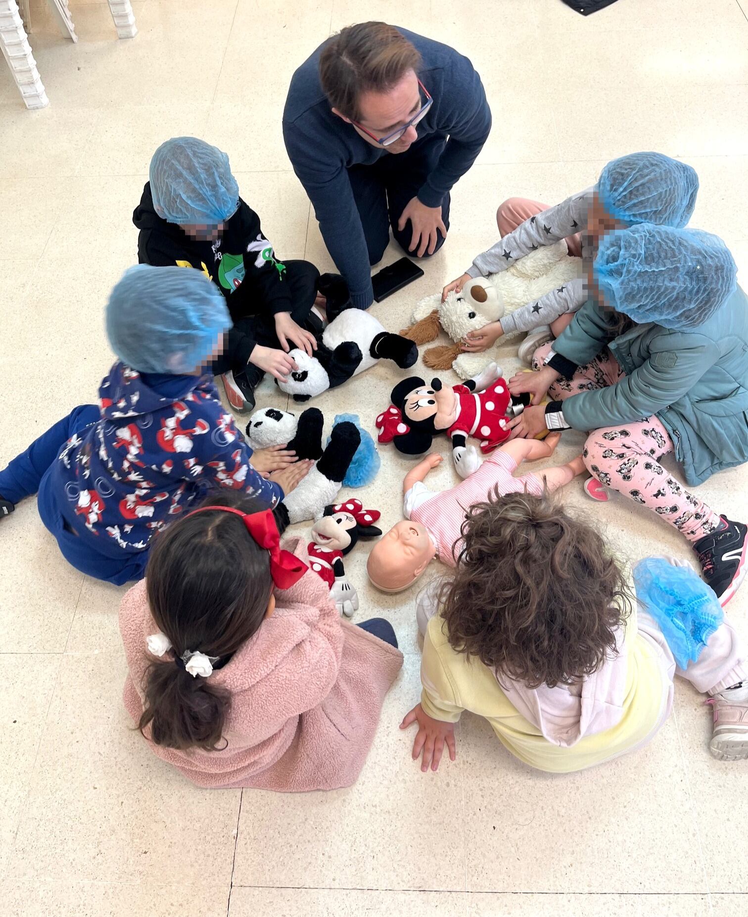 Dr. Enrique Sánchez en Aula Salud Colegios Málaga