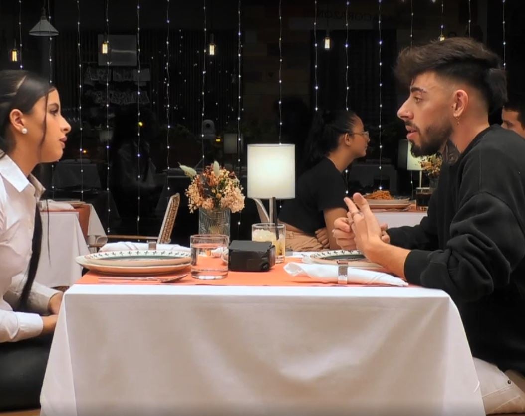 Un soltero de &#039;First Dates&#039; se indigna con su cita por no saber donde está Gerona.