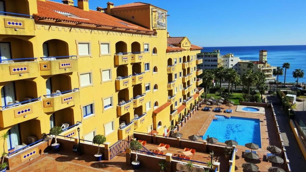 "Tenemos toda la documentación en regla" Jenero González, Hotel Vivemar