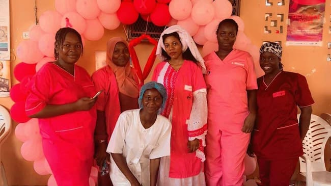 Personal sanitario de la maternidad de Yeumbeul en Dakar