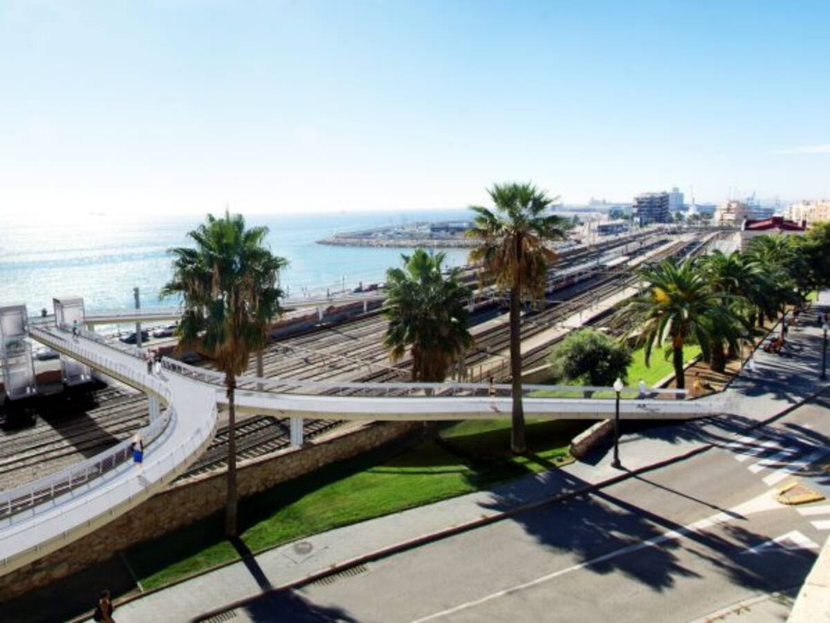 L'empresa Vias y Construcciones durà a terme les obres de la passera marítima