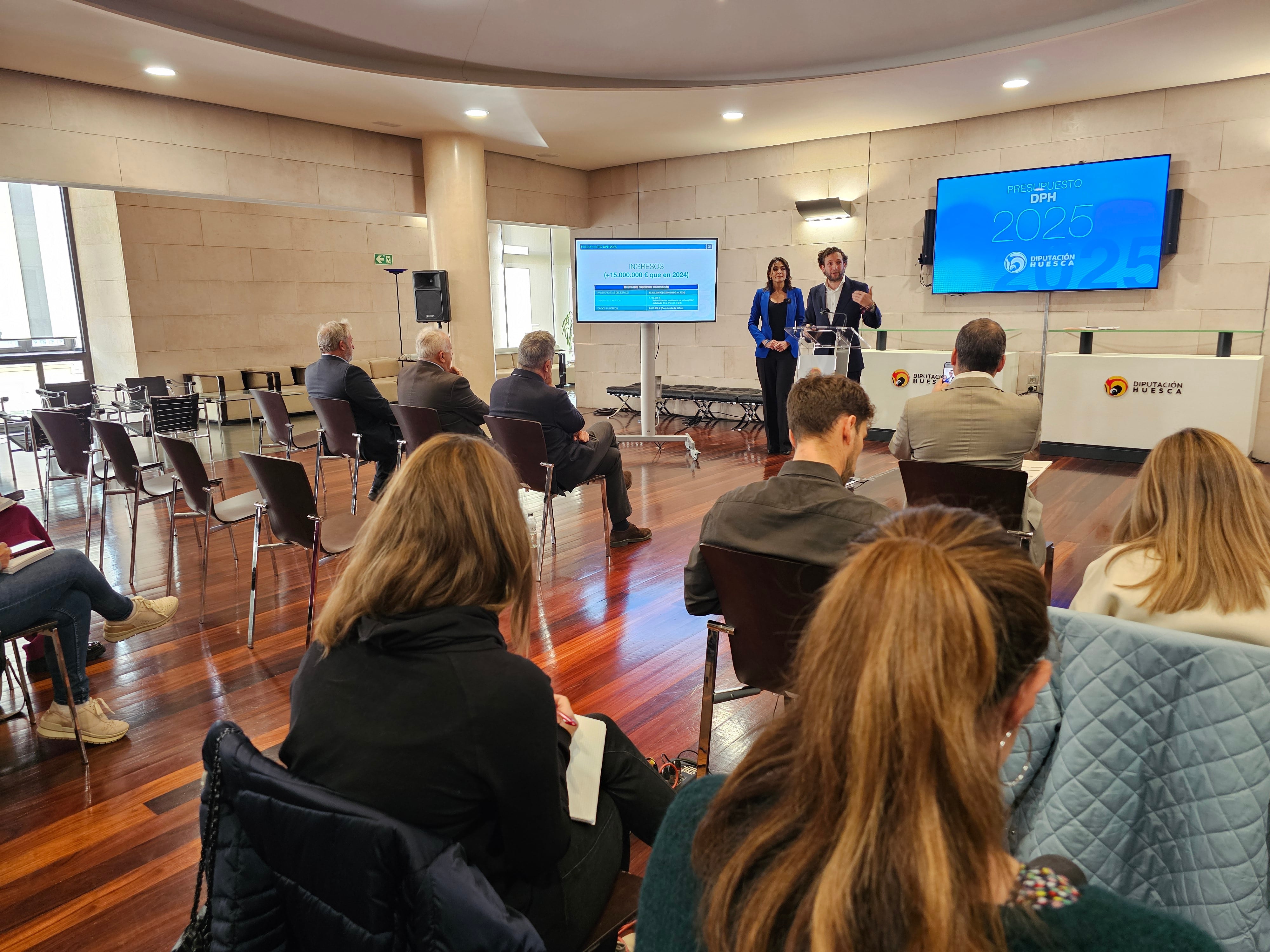 Claver anunció las ayudas a Somport en la presentación de los presupuestos de 2025