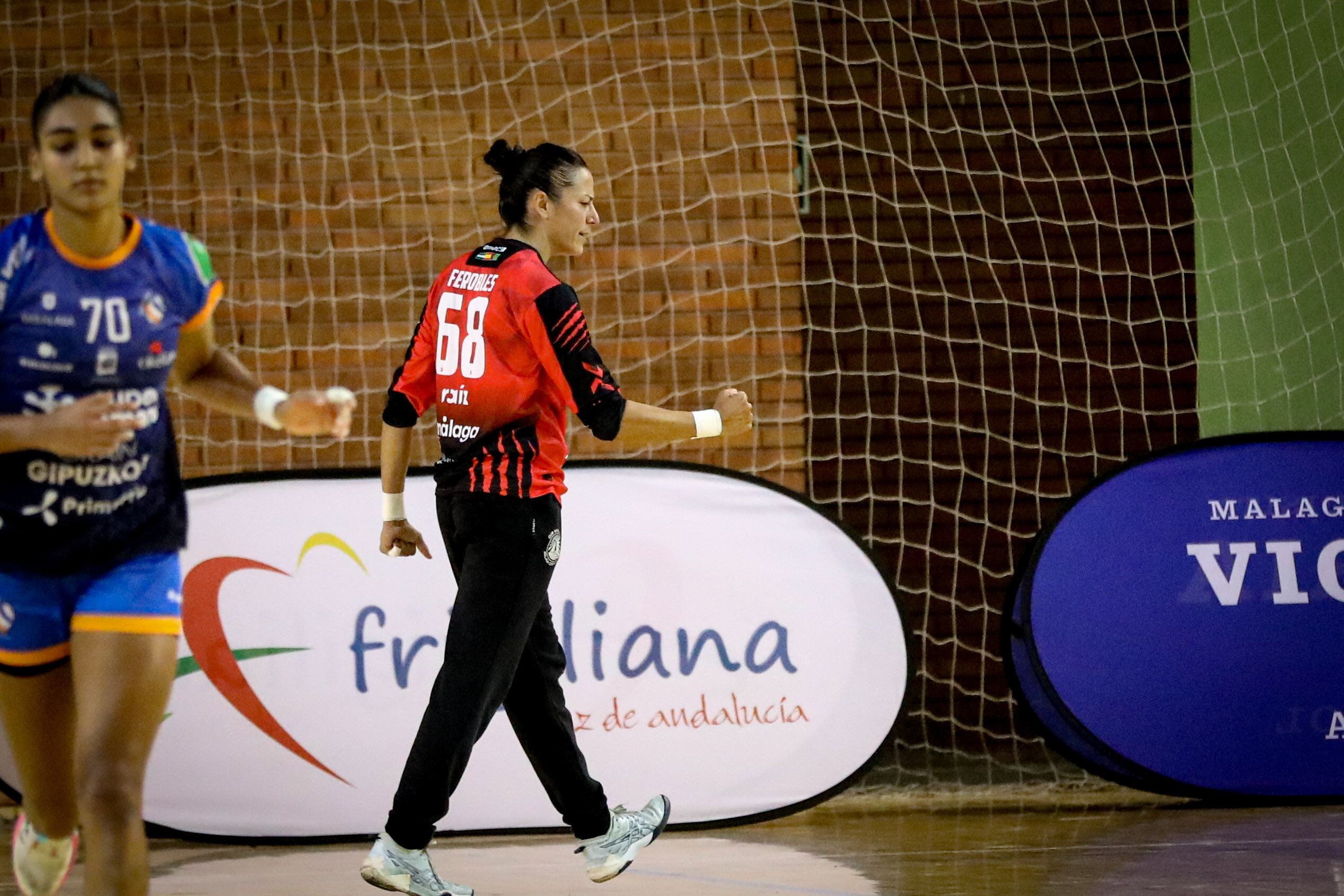 Virginia Fernández, guardameta del Costa del Sol de balonmano