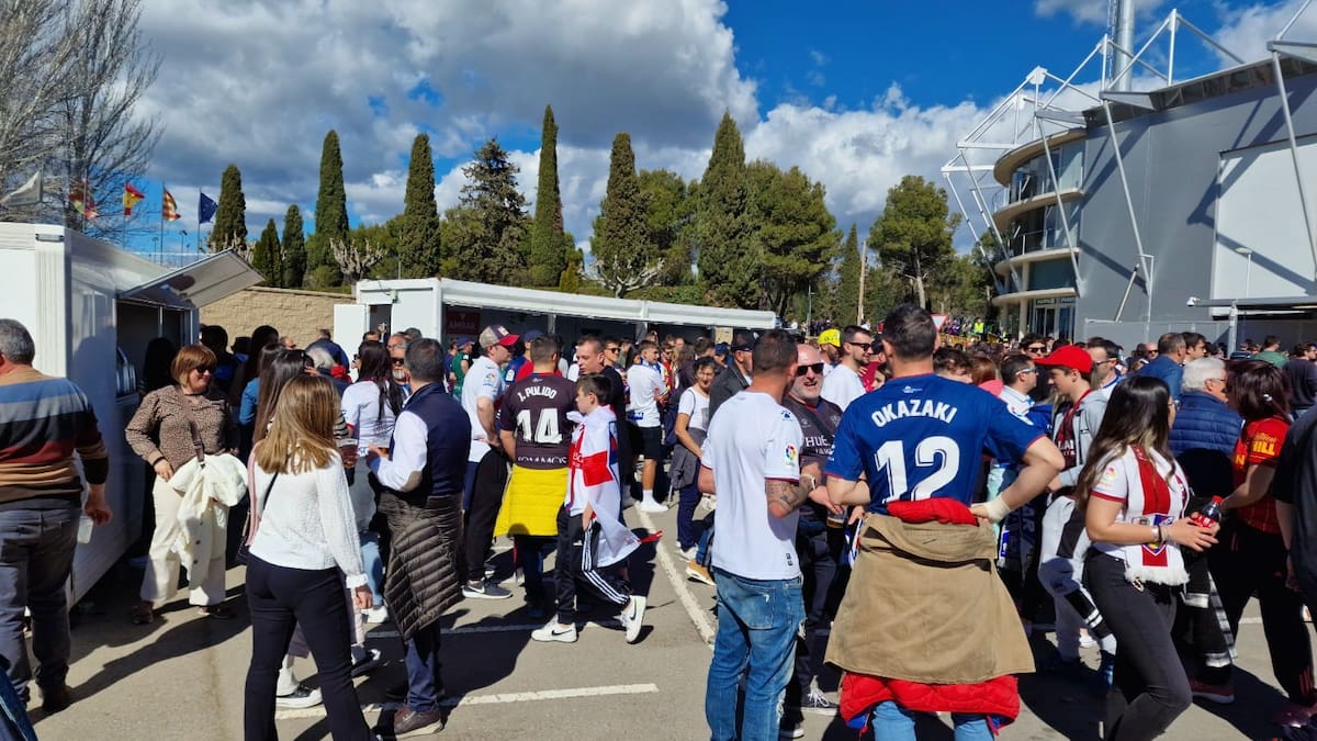 El Huesca prepara el mejor ambiente para recibir al Cádiz y pone 500 entradas a disposición de los abonados