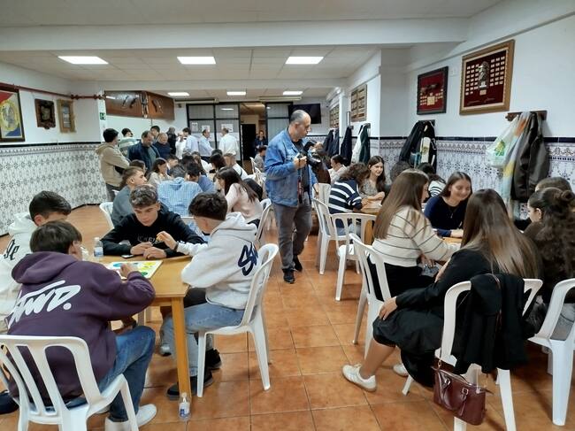 Campeonatos de truque, dominó y parchís