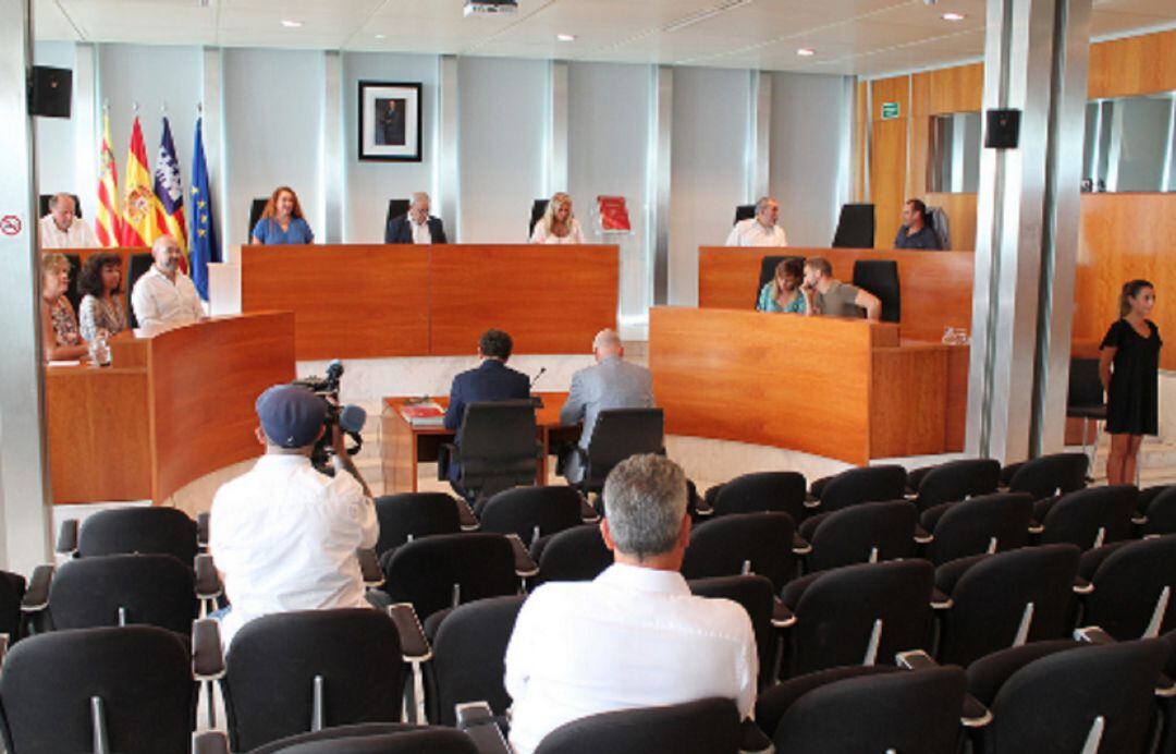 Imagen de archivo de una sesión plenaria del Consell