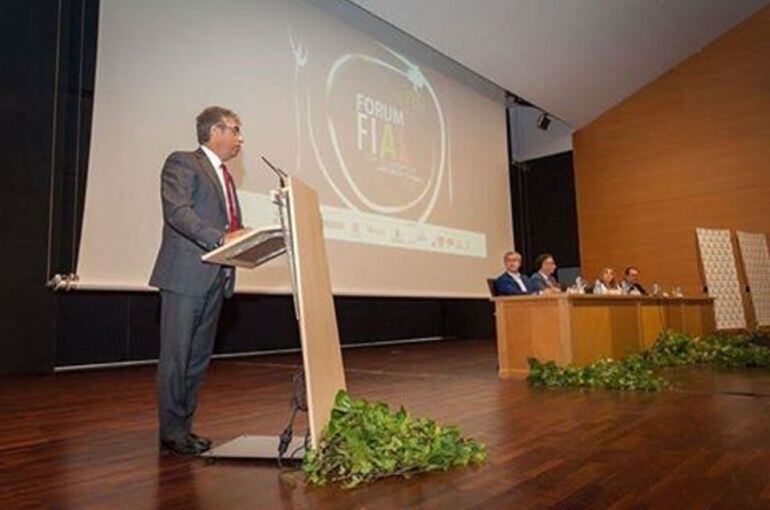 Desarrollo de actos de Fórum Fial en Feval