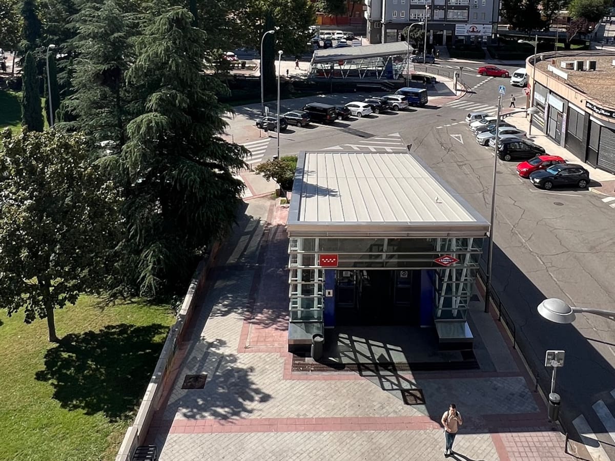 El pleno de Fuenlabrada pide a la Comunidad de Madrid una auditoría de Metro y un plan de mejoras concretas