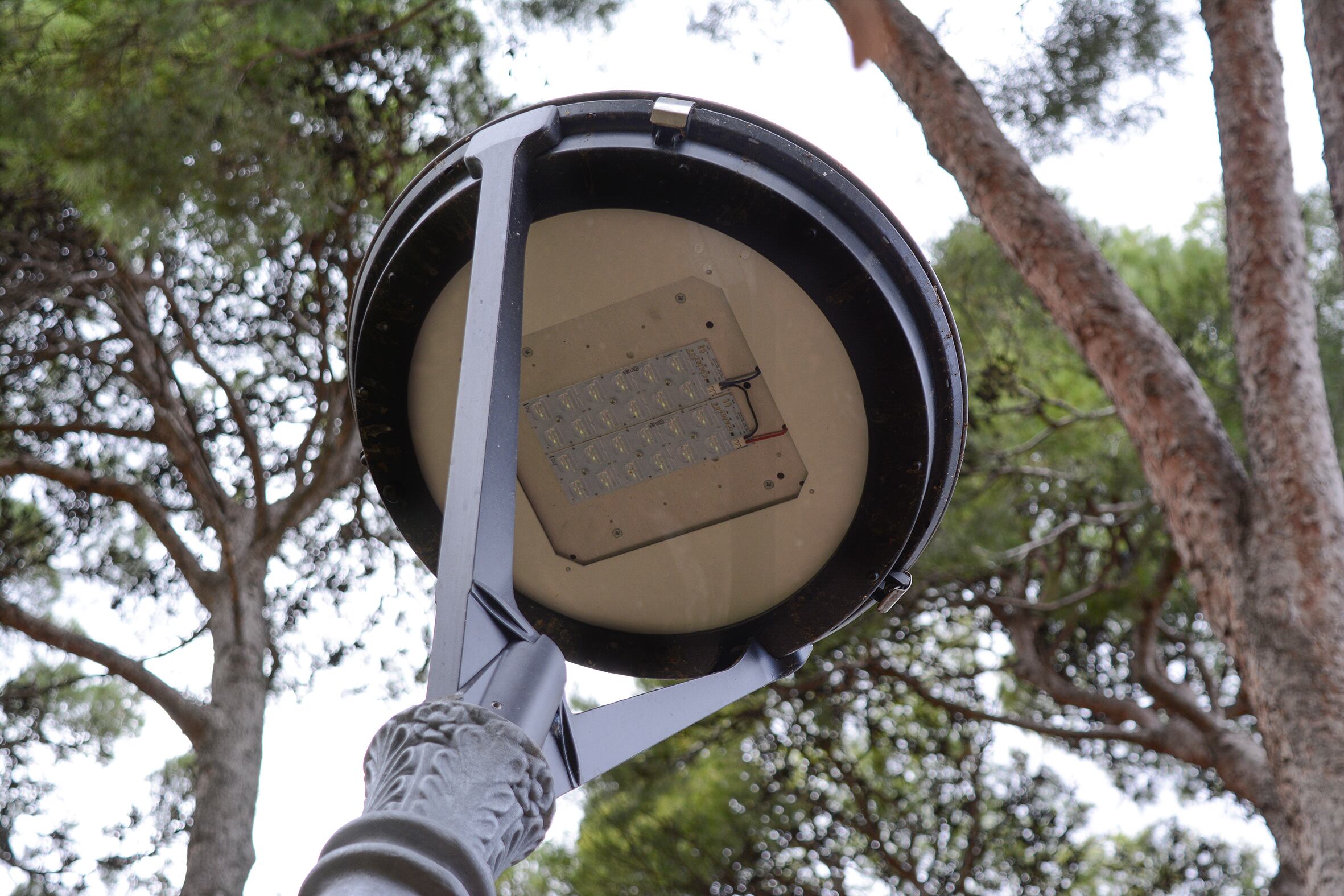 El PSOE de Huesca propone avanzar con la iluminación LED