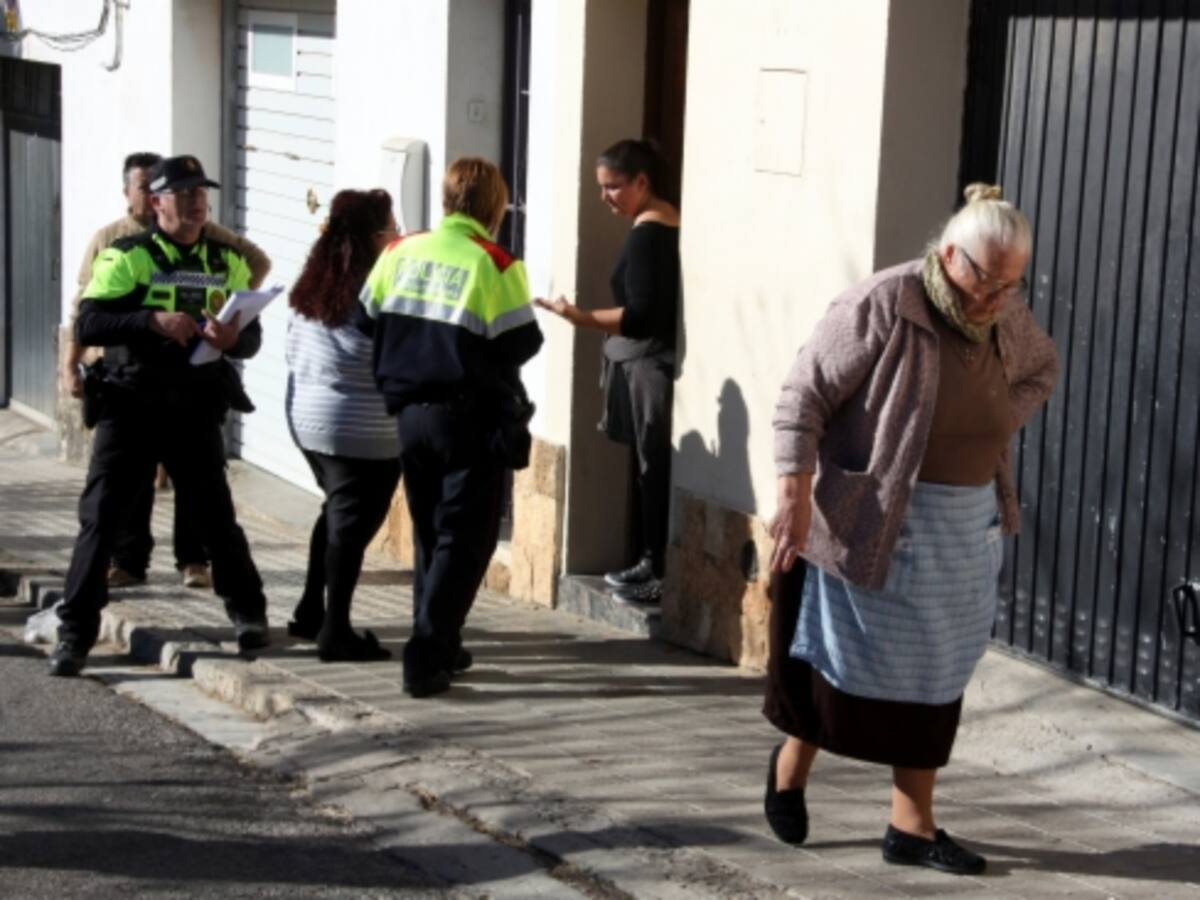 Desplegament policial al barri gitano de Figueres