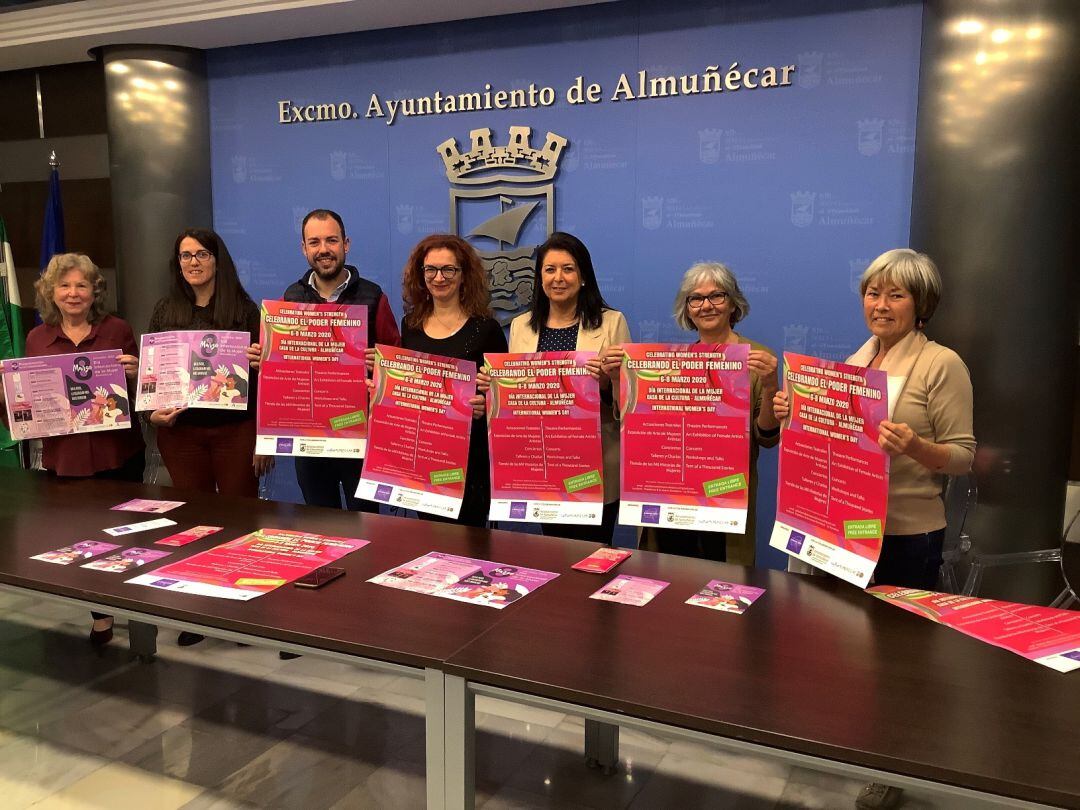 Presentación de los actos conmemorativos del 8 de marzo en Almuñécar