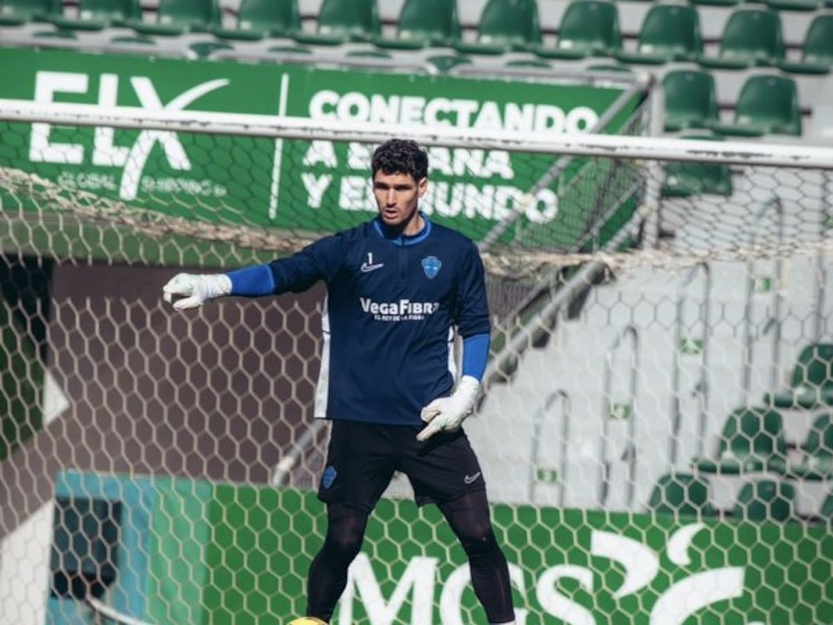 Matías Dituro, portero del Elche CF: "Creemos en la palabra de Rafa Mir y estamos a muerte con él"