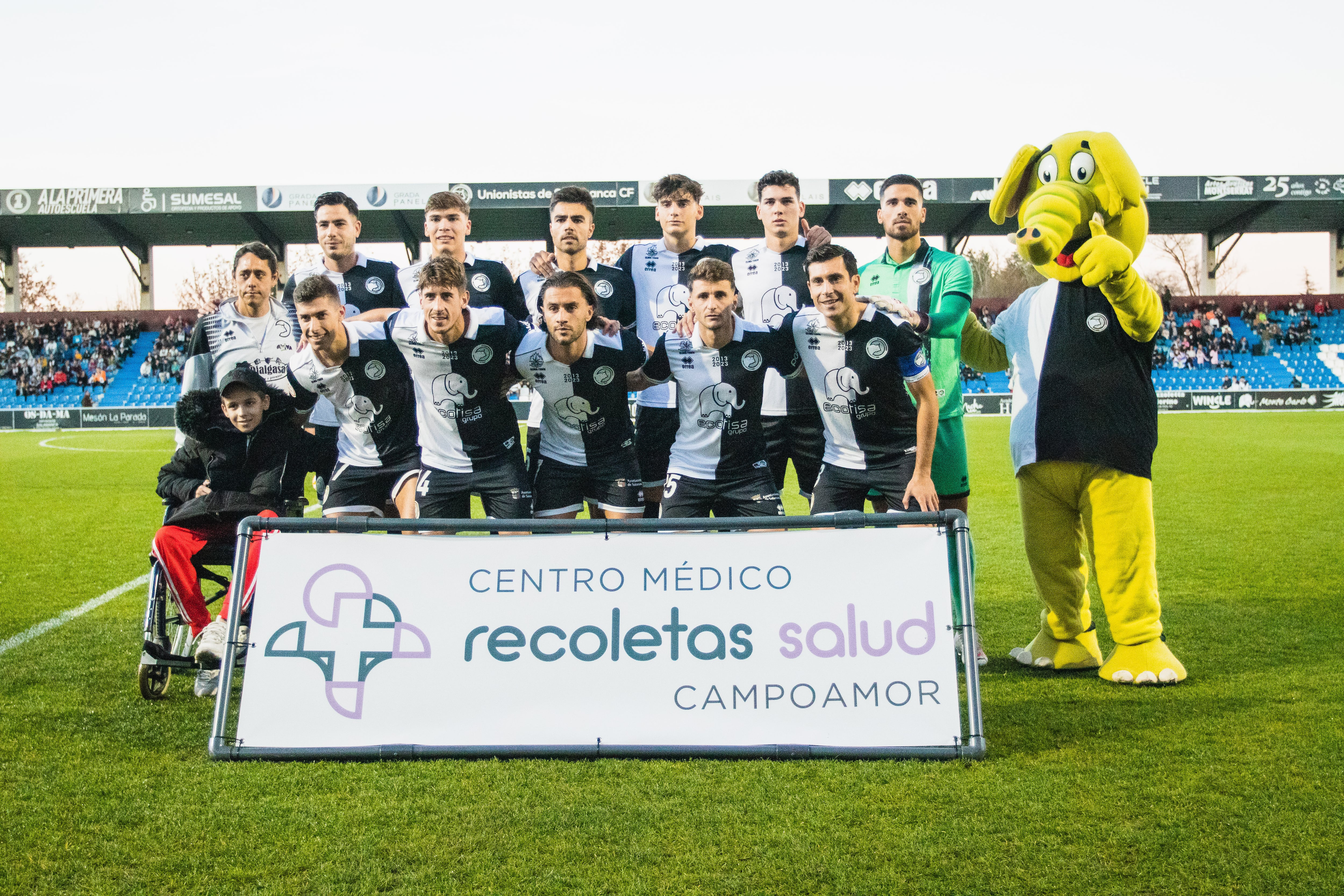 Unionistas de Salamanca posa en la previa del partido ante la SD Ponferradina/Unionistas CF