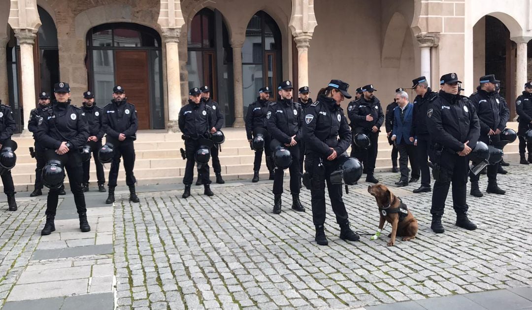 El GIAPOL arranca oficialmente para reducir delitos en Casco Antiguo Badajoz